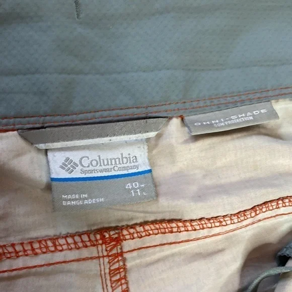 Columbia‎ Omni-Shade Orange/Grey Plaid Performance Shorts Size 40